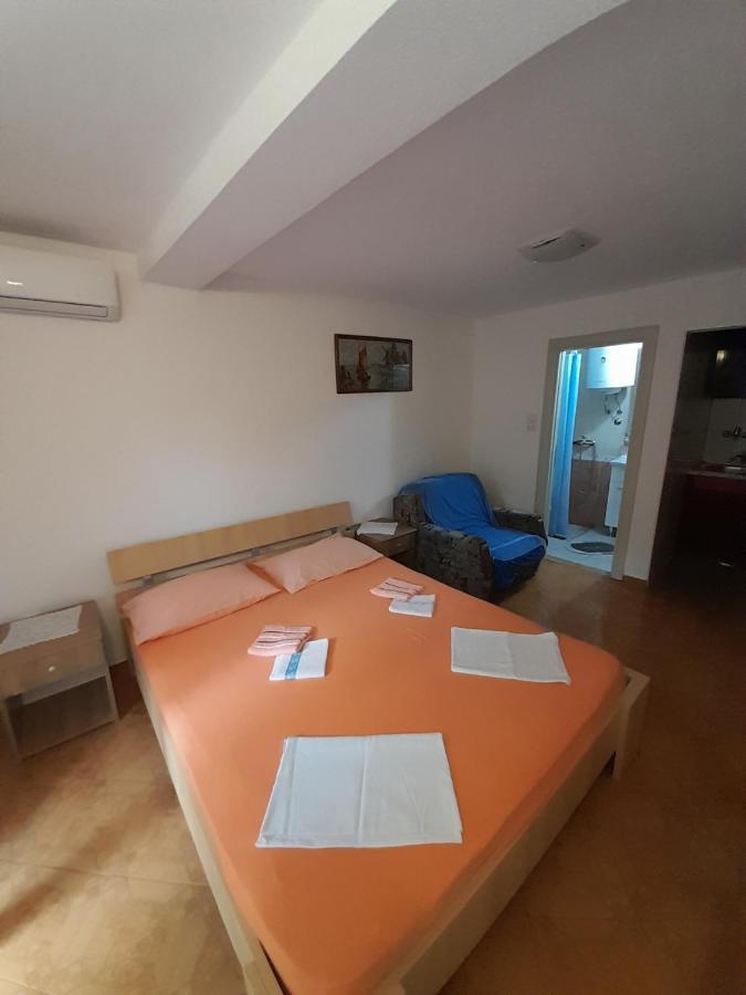 Apartments Kovacevic Petrovac Eksteriør bilde