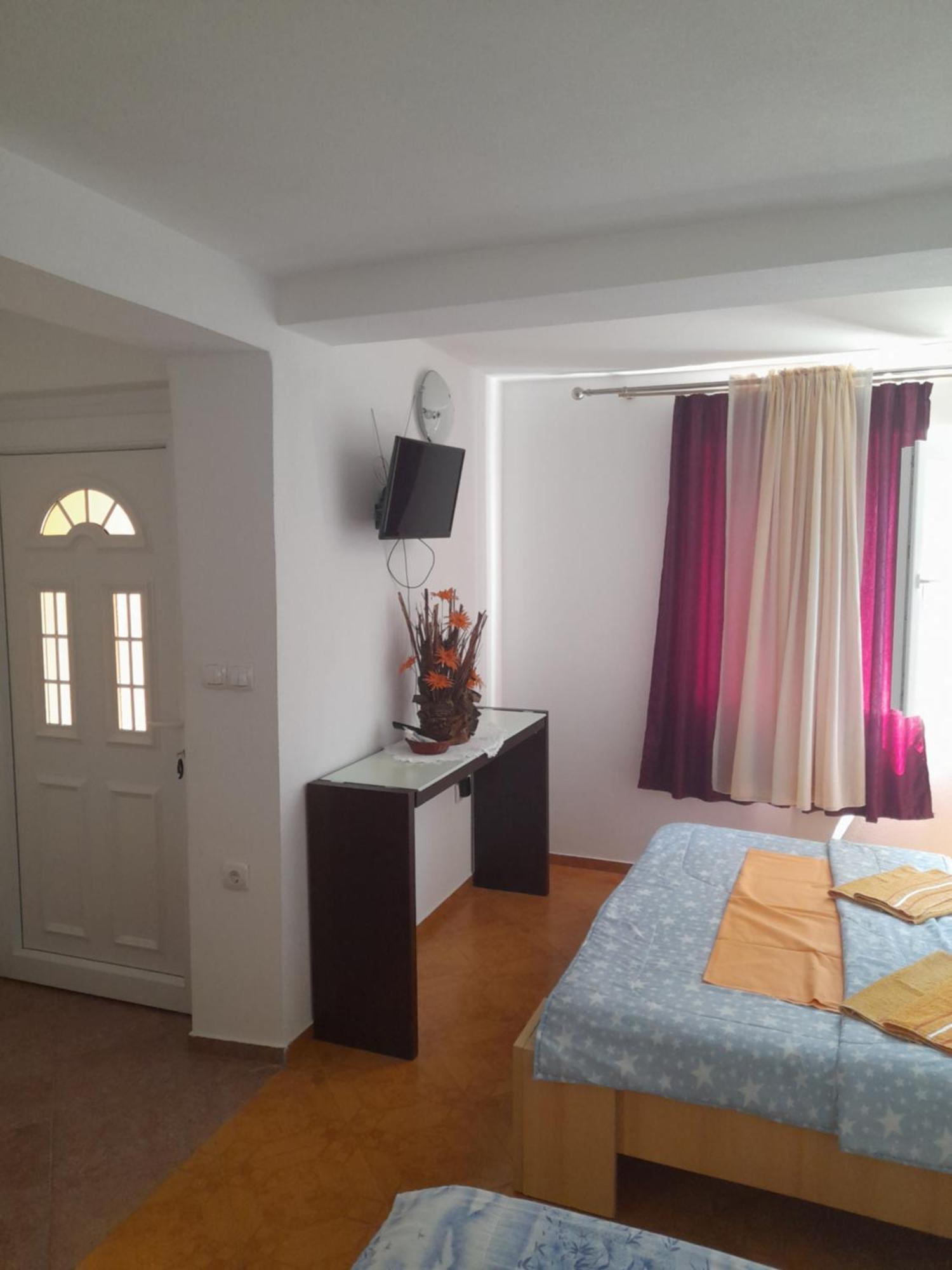 Apartments Kovacevic Petrovac Rom bilde
